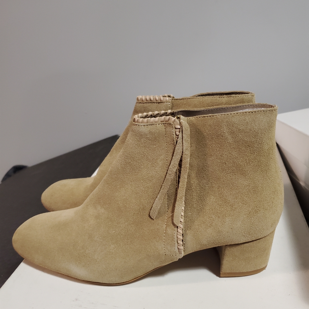 Nib 590 Maje Suede Booties